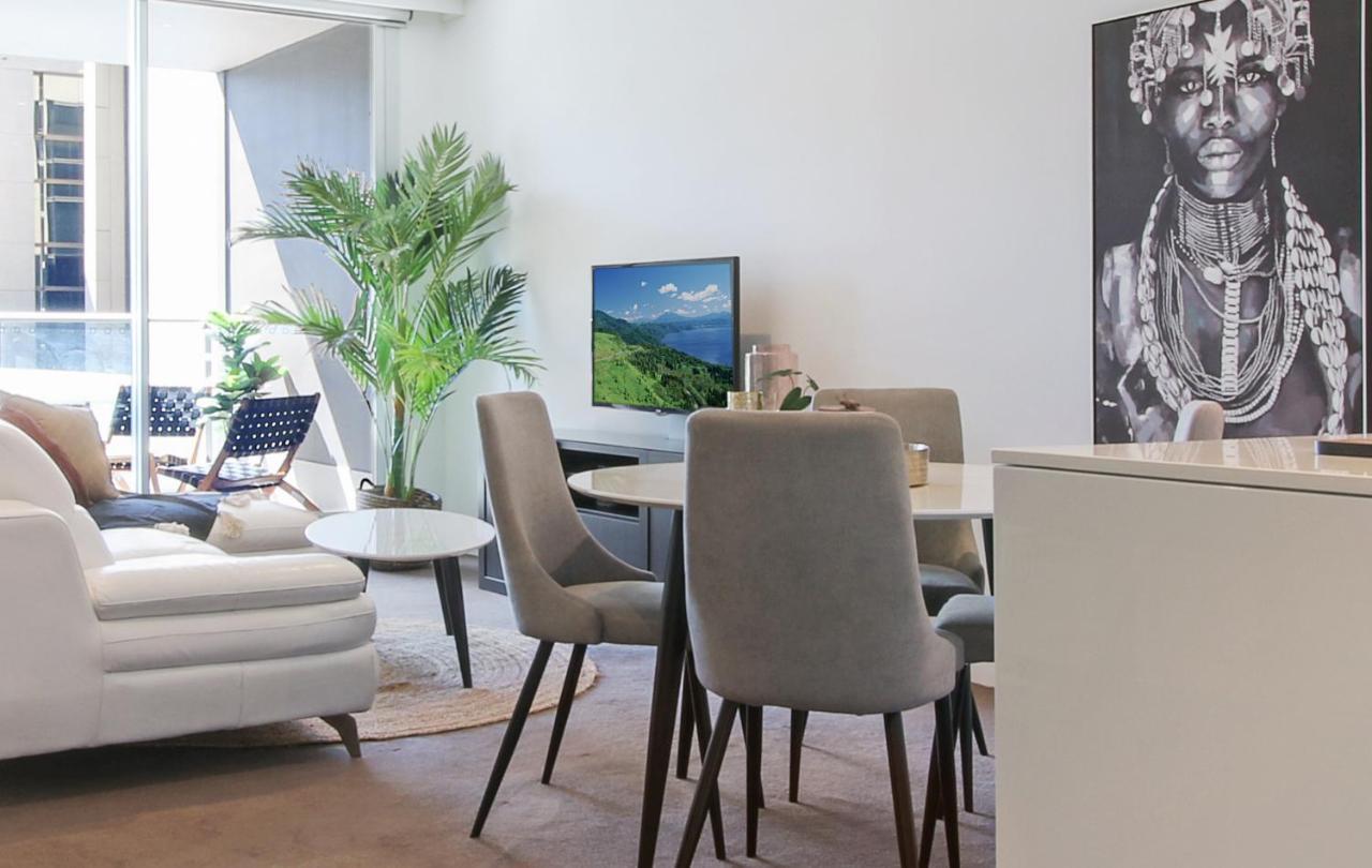 Lux 2Br Apt On Hindmarsh Sq-Pool-Gym-Sauna-Parking Adelaide Exteriör bild