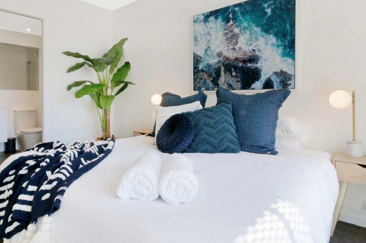 Lux 2Br Apt On Hindmarsh Sq-Pool-Gym-Sauna-Parking Adelaide Exteriör bild